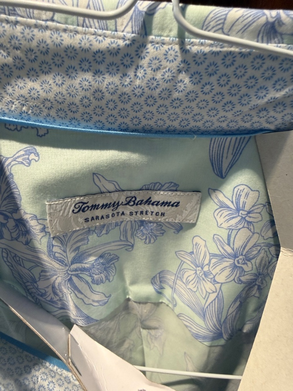 Tommy Bahama Pale Green Floral Print Button-Up Shirt 3x long sleeve - Picture 2 of 4